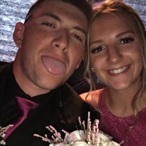 Meet your Posher, Logan